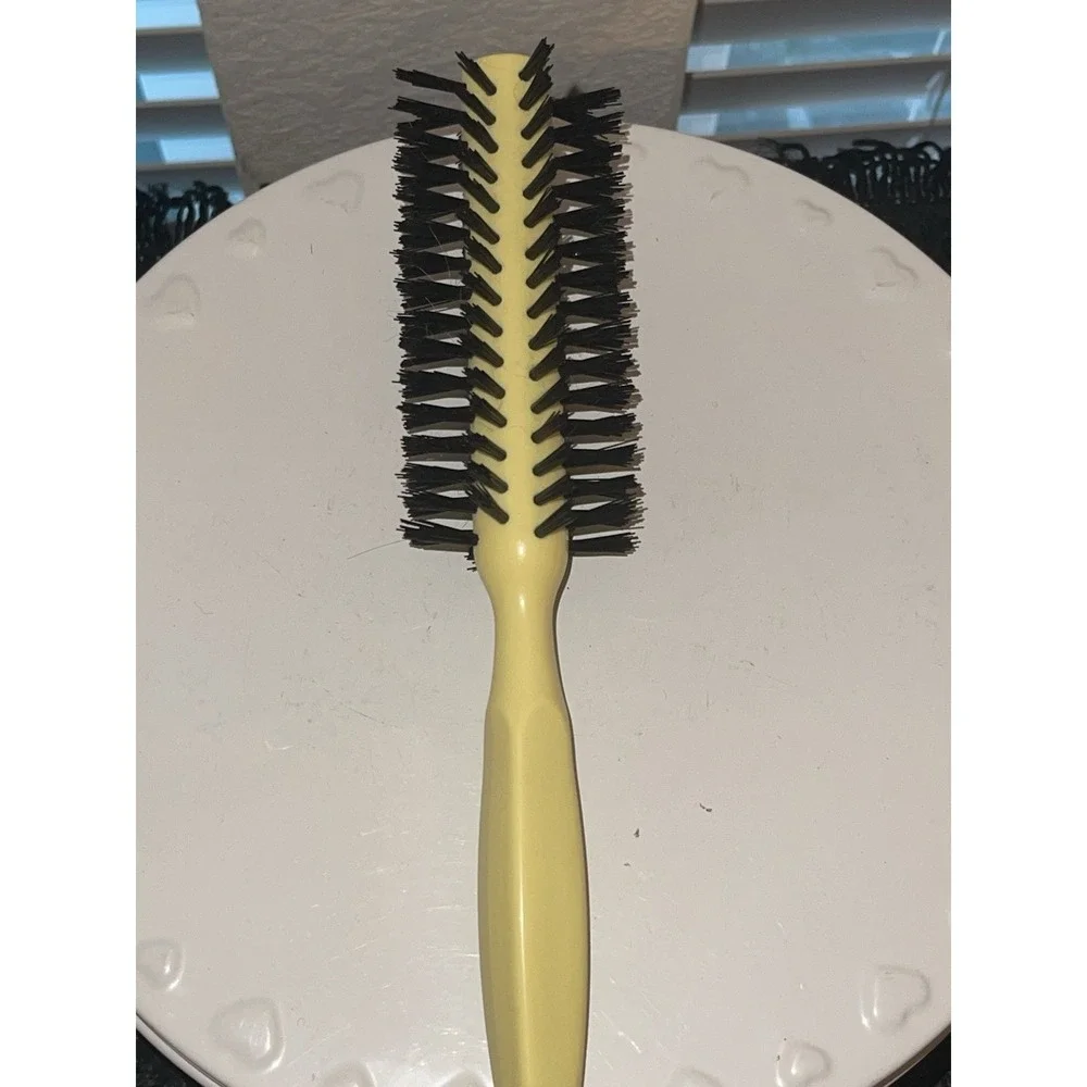 Vintage‎ Avon Full Round Brush Yellow Black Bristles 1970-80's